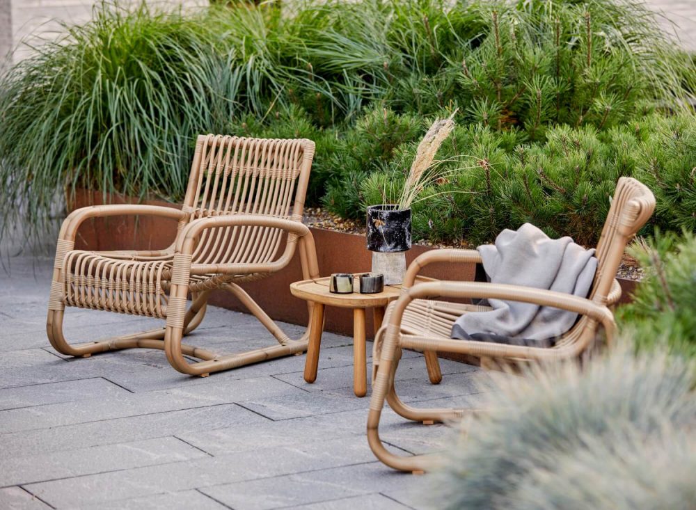 Cane-Line Curve Outdoor Lounge Chair