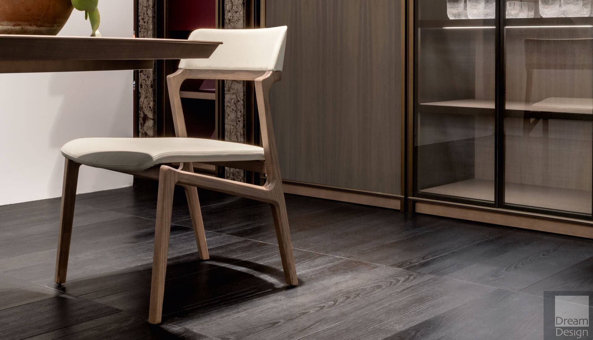 Giorgetti Sandy Chair - Dream Design Interiors Ltd
